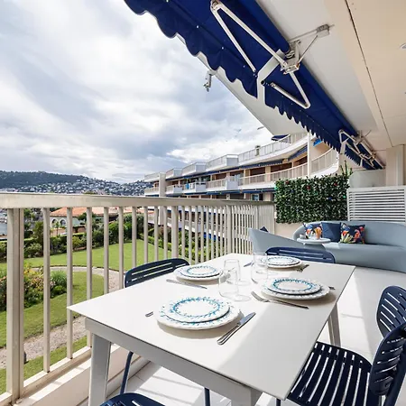 Feel - Grasseuil Saint-Jean-Cap-Ferrat